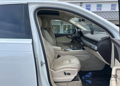 2018 Audi Q7 2.0T Premium z USA, uszkodzony, nr VIN WA1AHBF7XJD045545